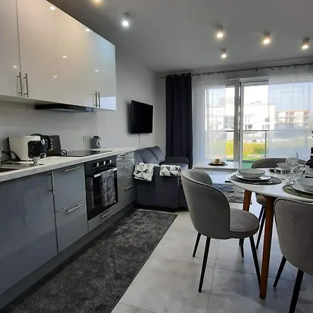 Błękitny Przy Morzu